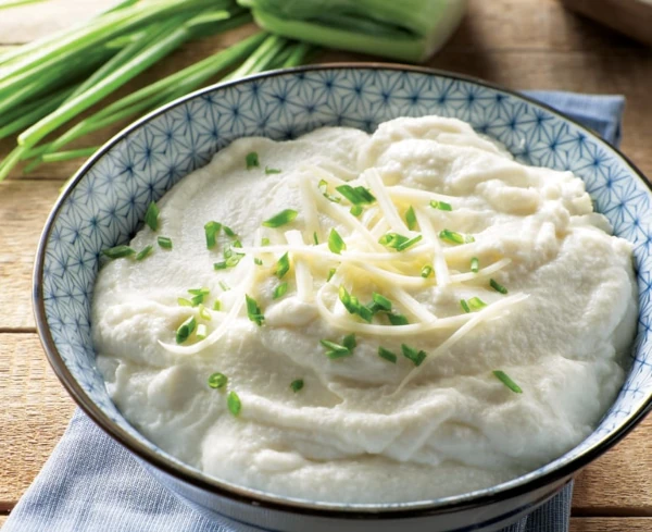 Cheesy Cauliflower Mash